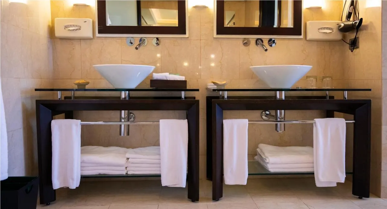 Mak Albania Hotel Tirana 5*,  Albania